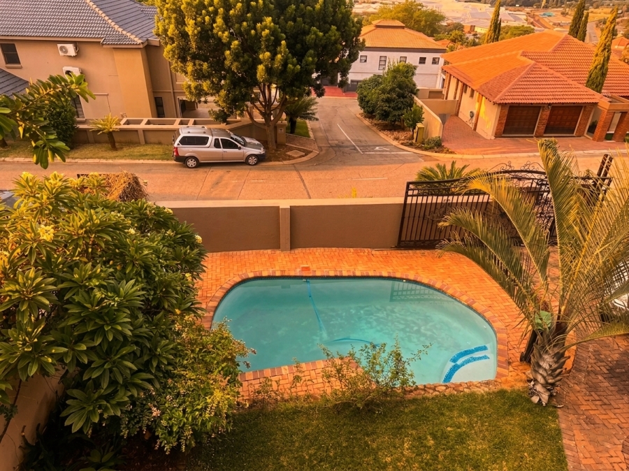 To Let 4 Bedroom Property for Rent in Cashan North West